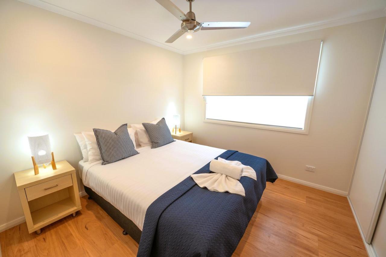 Blue Lagoon Beach Resort Bateau Bay Exterior foto