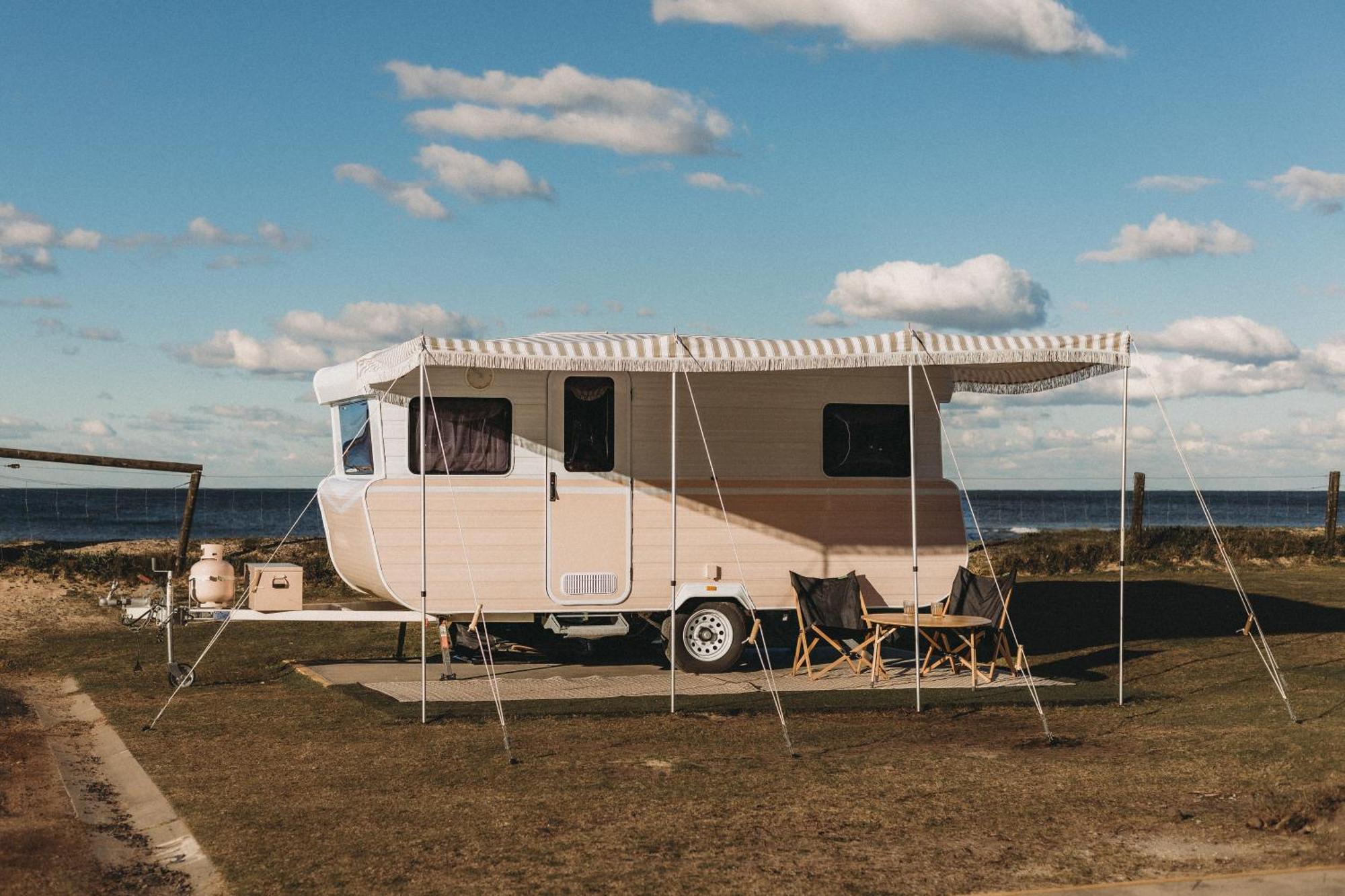Blue Lagoon Beach Resort Bateau Bay Exterior foto
