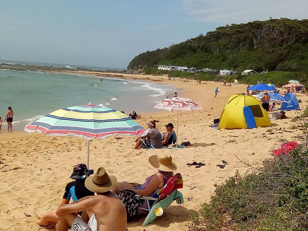 Blue Lagoon Beach Resort Bateau Bay Exterior foto